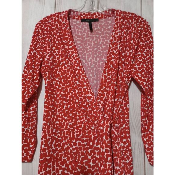 BCBG Maxazria Dress Ladies Medium Red Faux Wrap Midi 3/4 Sleeve Timeless Evening - Picture 4 of 8